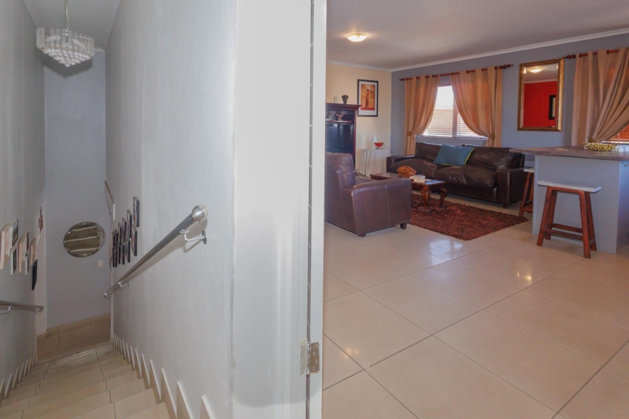 To Let 1 Bedroom Property for Rent in Rouxville Western Cape